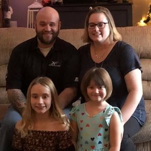 Meet your Posher, Elise